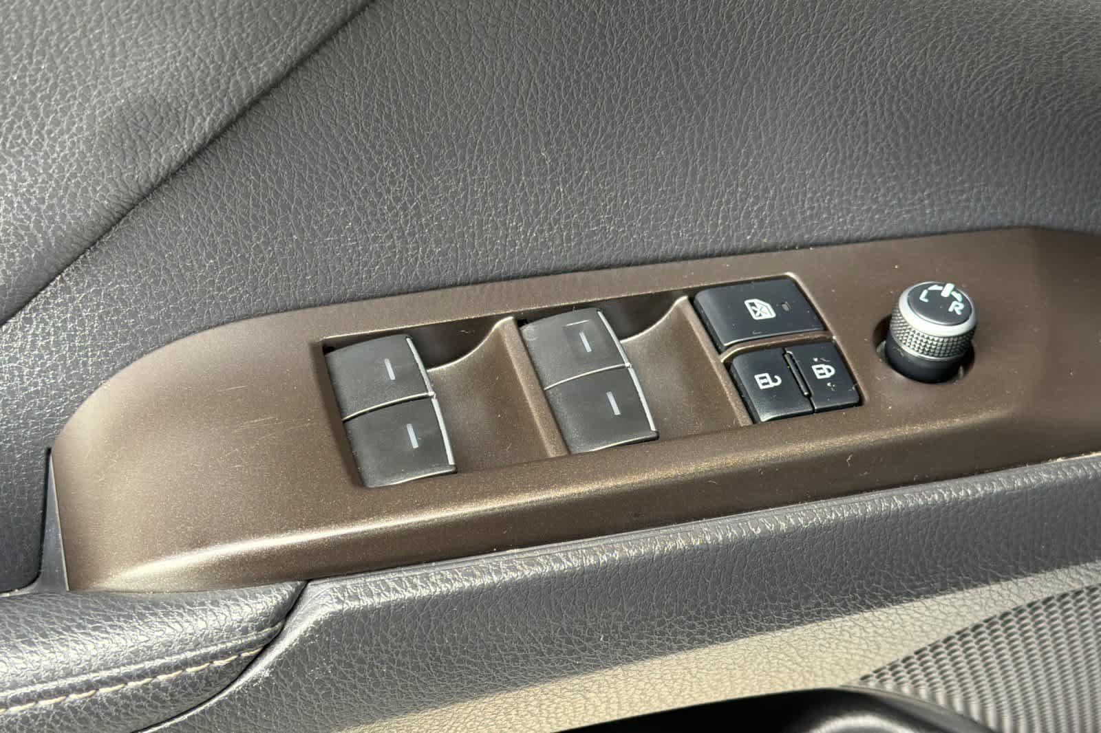 Used 2022 Toyota Camry XSE w/ Navigation Package FWD image 13