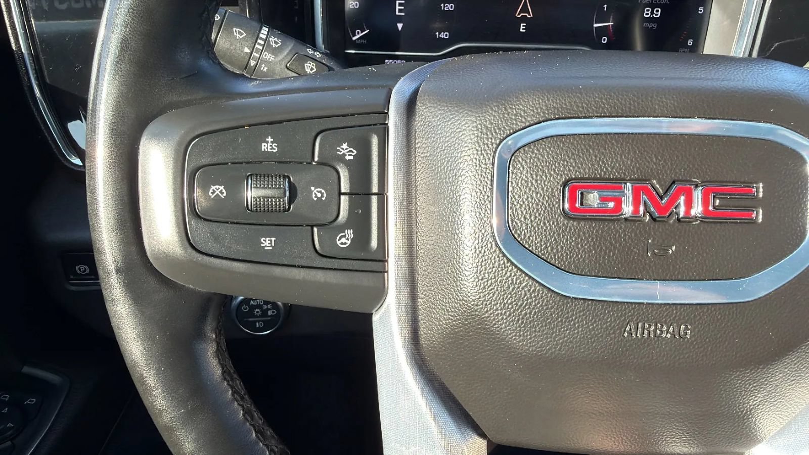 Used 2025 GMC Sierra 1500 SLT RWD image 18