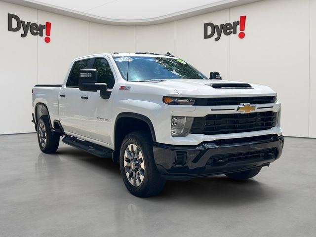 Used 2024 Chevrolet Silverado 2500 Custom w/ Custom Value Package AWD/4WD image 8