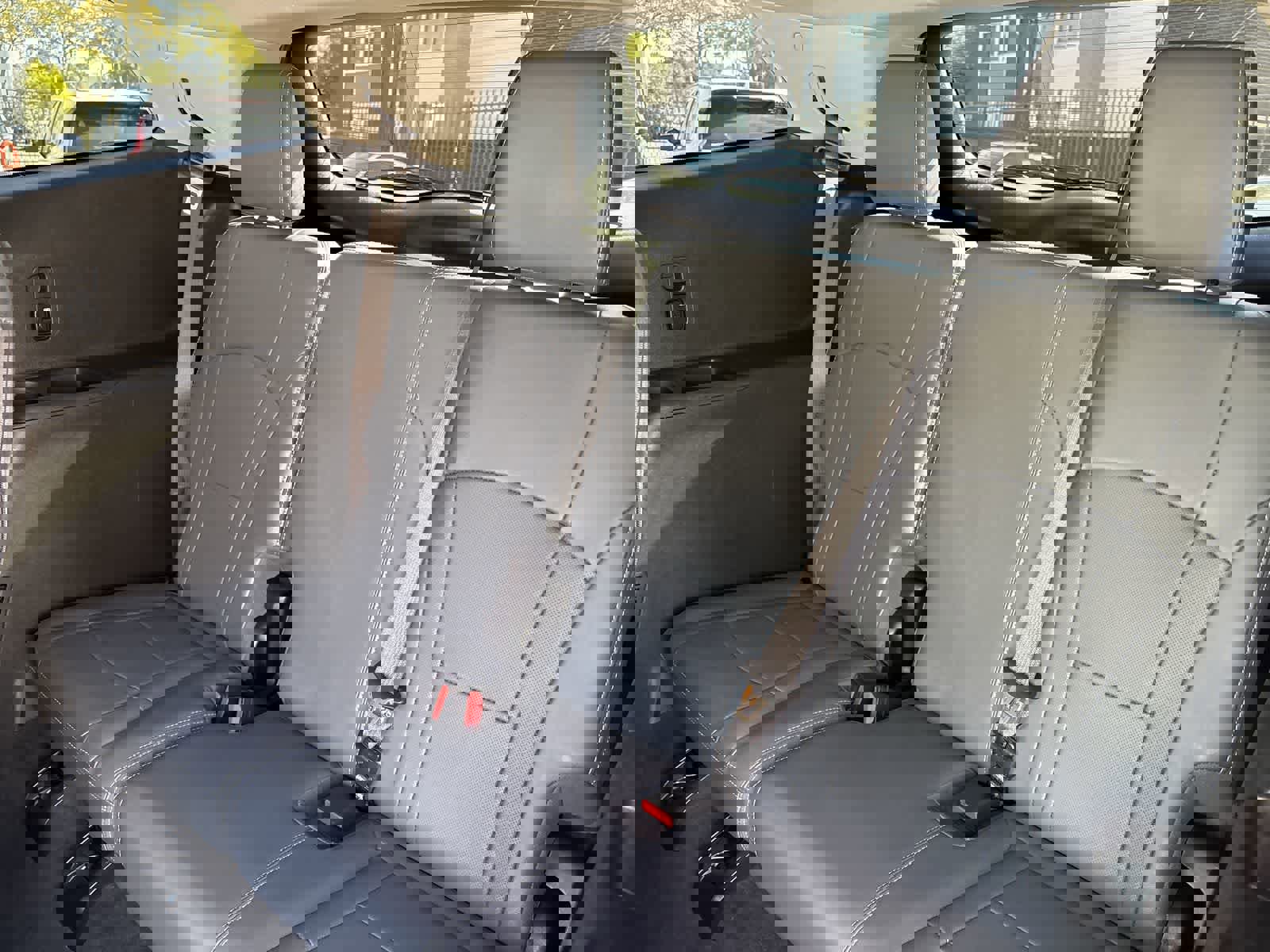 Used 2019 Buick Enclave Essence image 21