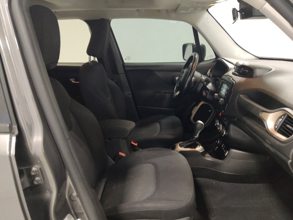 Used 2016 Jeep Renegade Latitude w/ Cold Weather Group AWD/4WD image 21