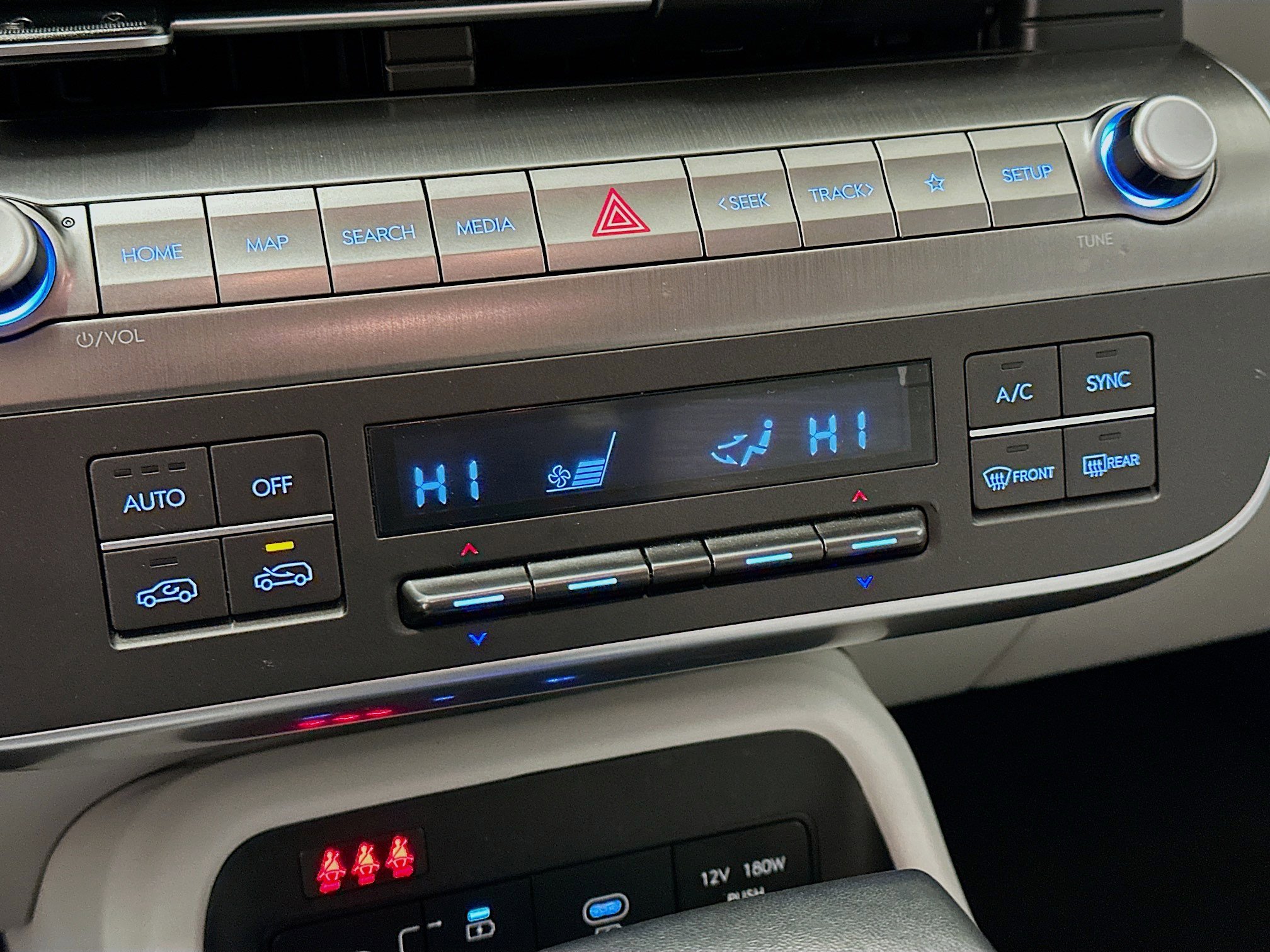 Used 2025 Hyundai Kona SEL image 24