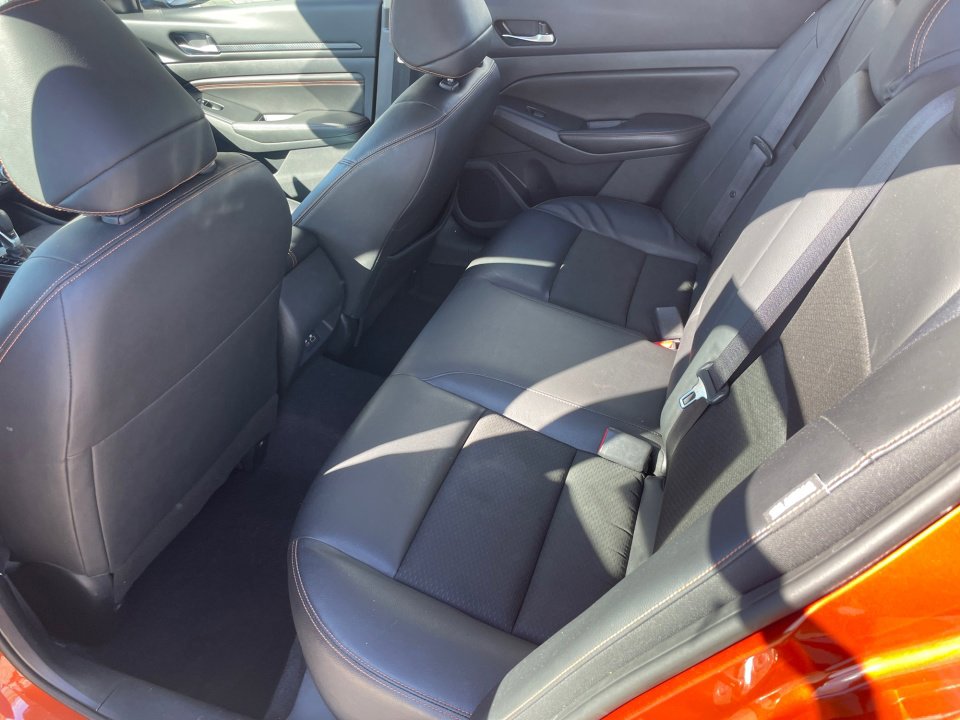 Used 2022 Nissan Altima 2.5 SR image 16