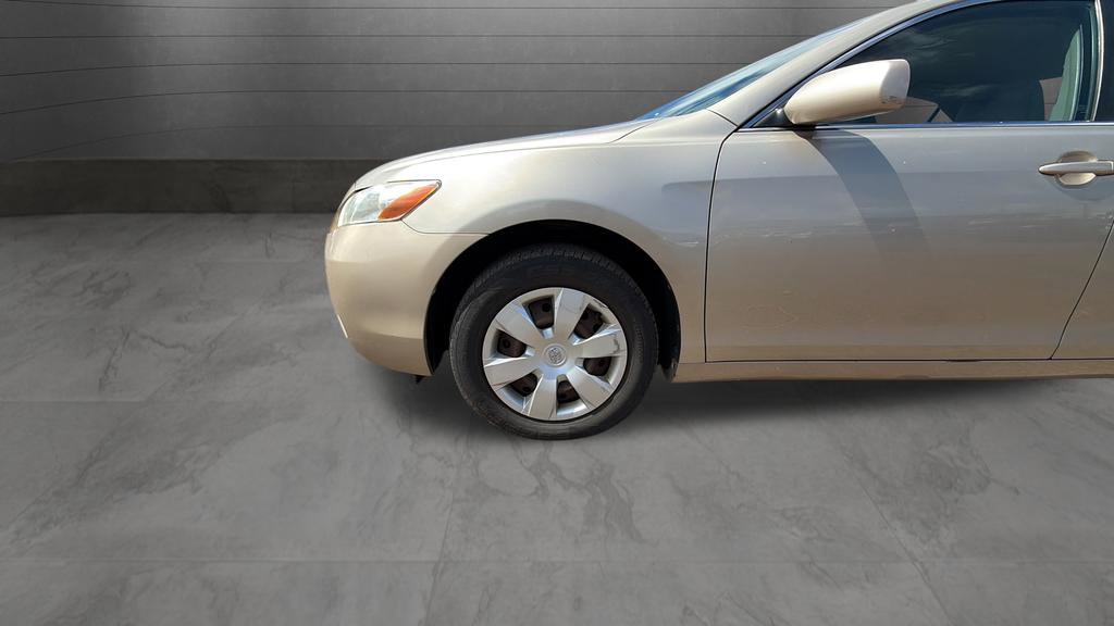 Used 2009 Toyota Camry CE FWD image 16