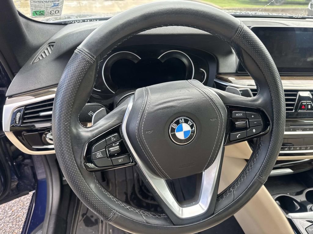 Used 2019 BMW 530i w/ Convenience Package image 24