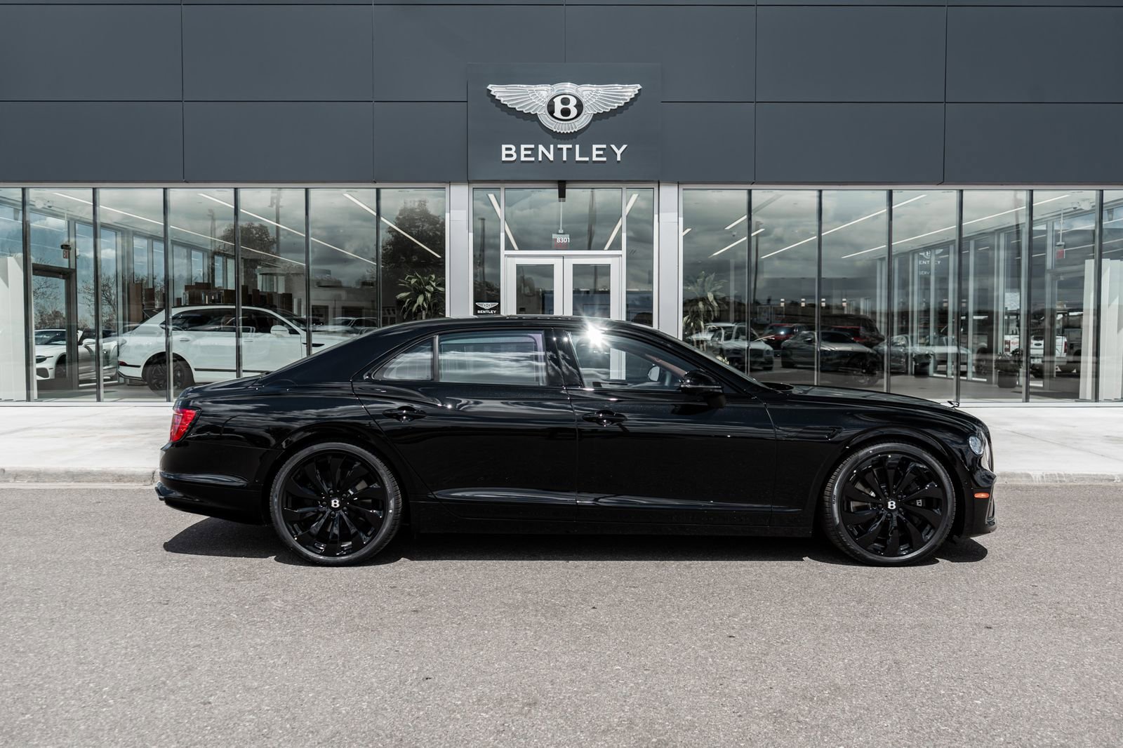 New 2026 Bentley Flying Spur Plug-In Hybrid AWD/4WD image 14