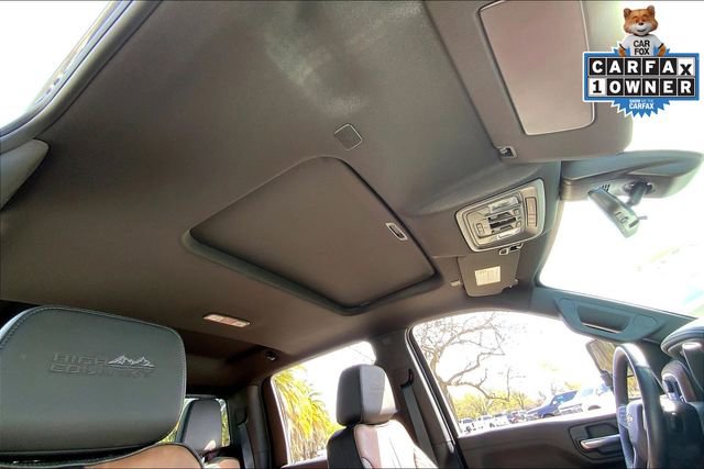 Used 2022 Chevrolet Silverado 2500 High Country w/ Technology Package image 22