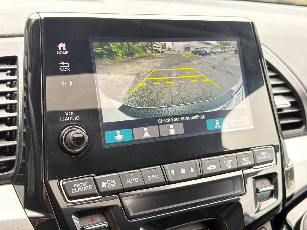 Used 2023 Honda Odyssey Touring image 31