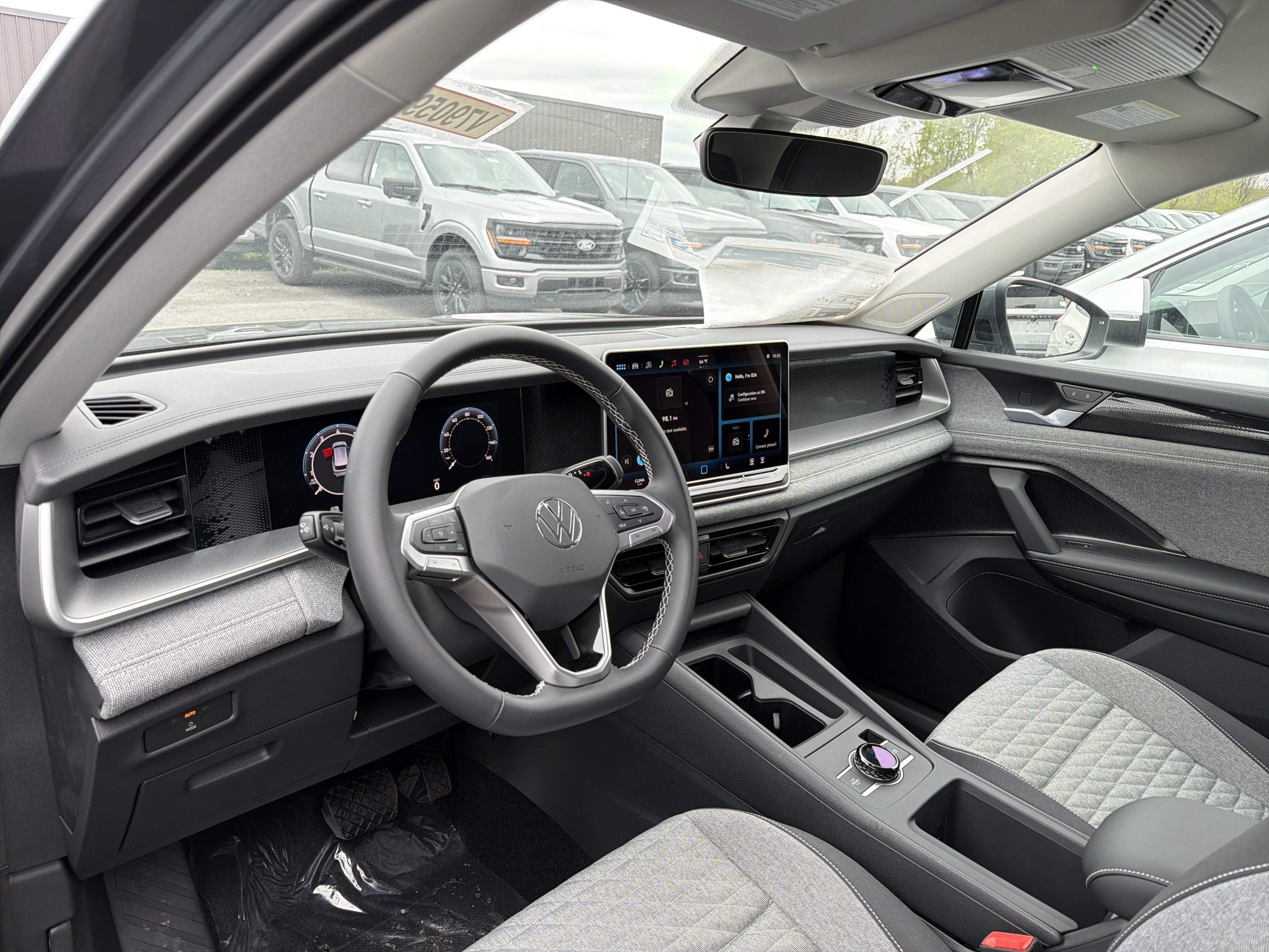 New 2026 Volkswagen Tiguan S AWD/4WD image 9