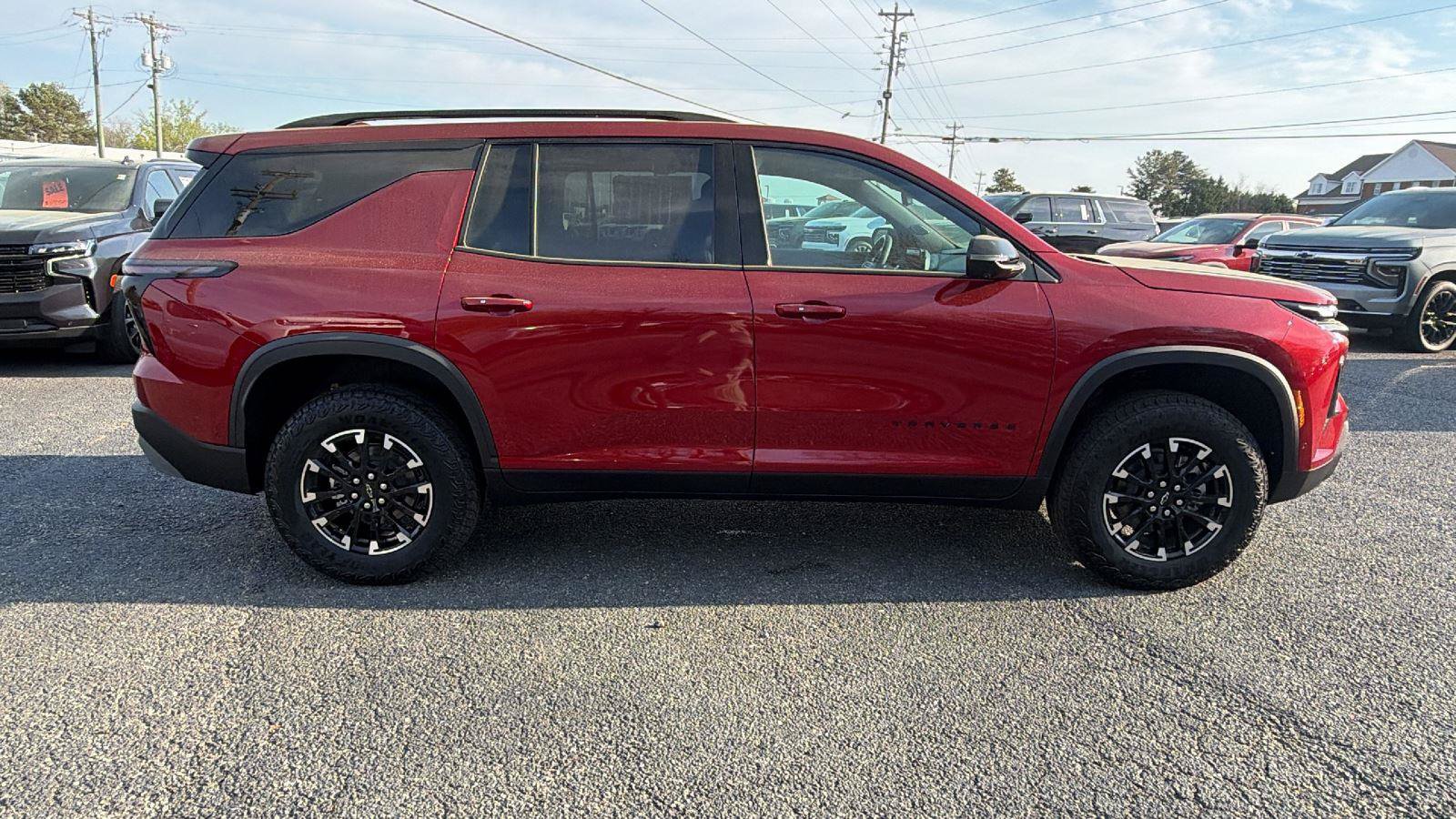 New 2026 Chevrolet Traverse Z71 w/ Enhanced Driving Package AWD/4WD image 4