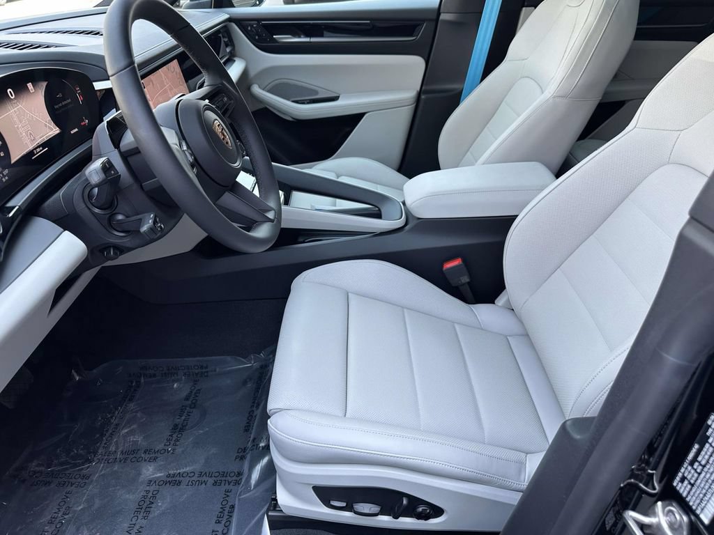 New 2026 Porsche Macan 4 Electric AWD/4WD image 20