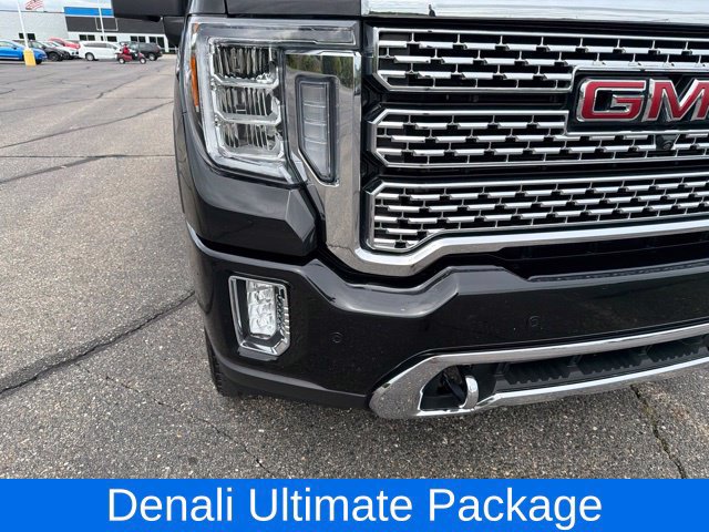 Certified 2021 GMC Sierra 2500 Denali w/ Denali Black Diamond Edition AWD/4WD image 7