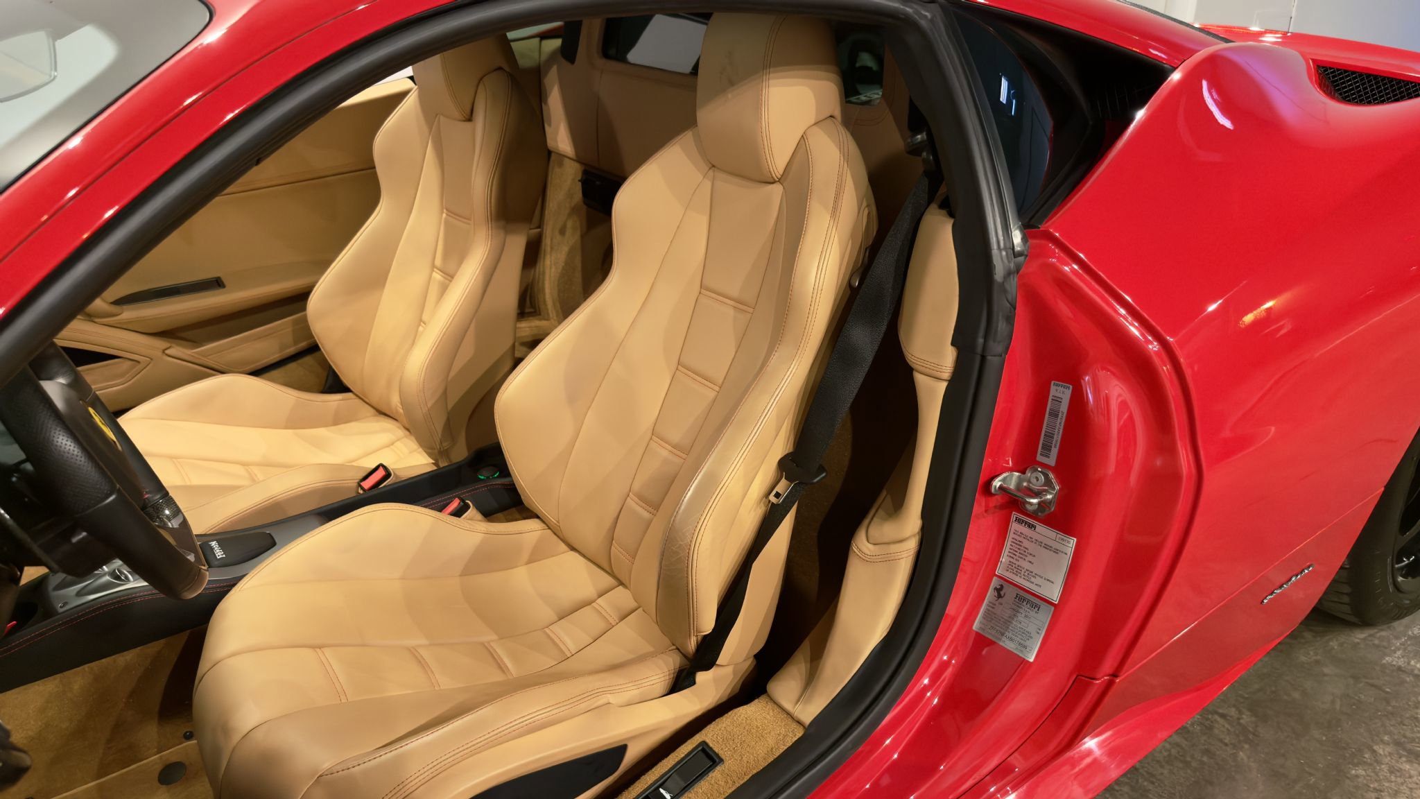 Used 2011 Ferrari 458 Italia Coupe image 75