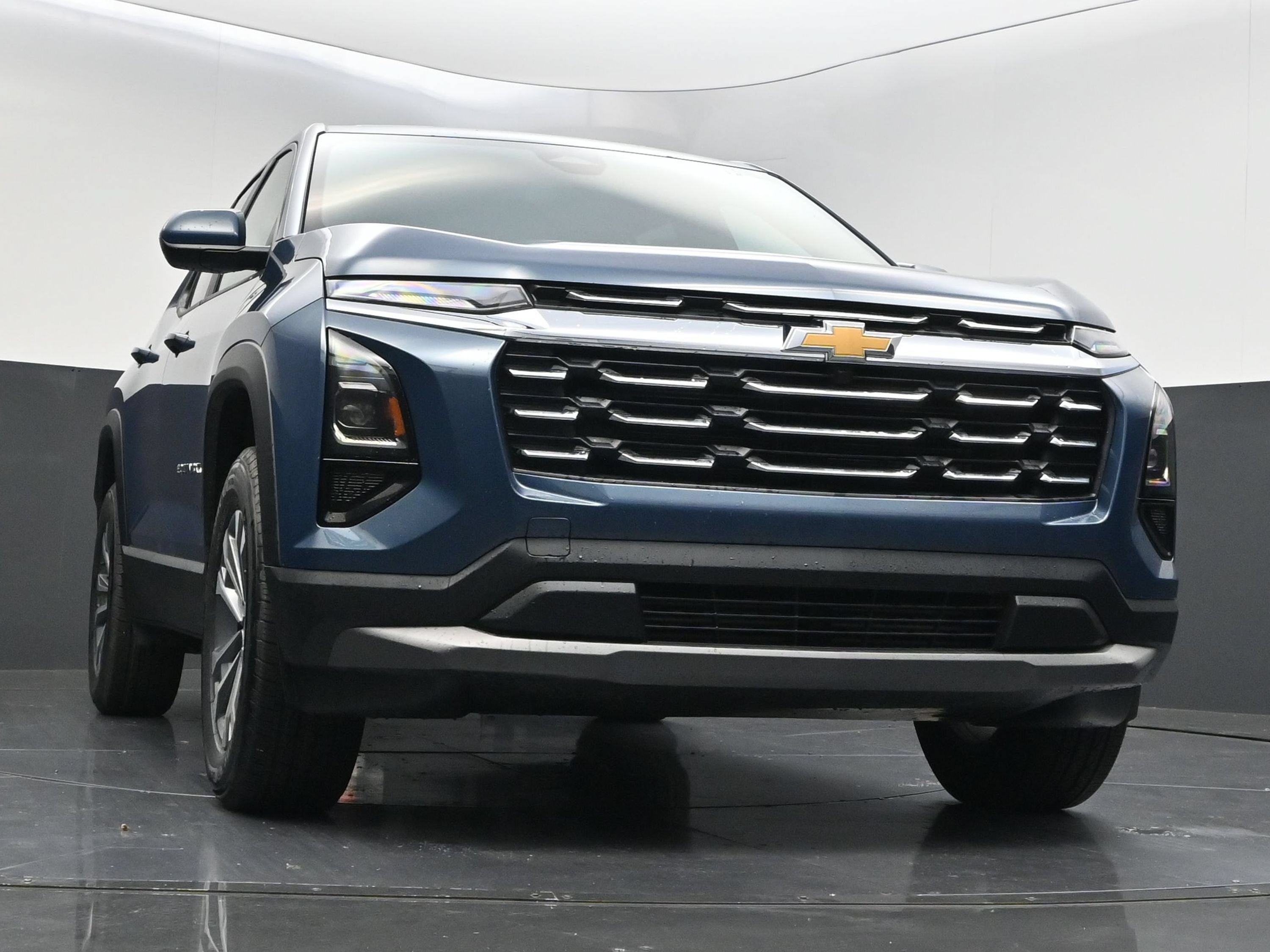 New 2027 Chevrolet Equinox LT FWD image 41