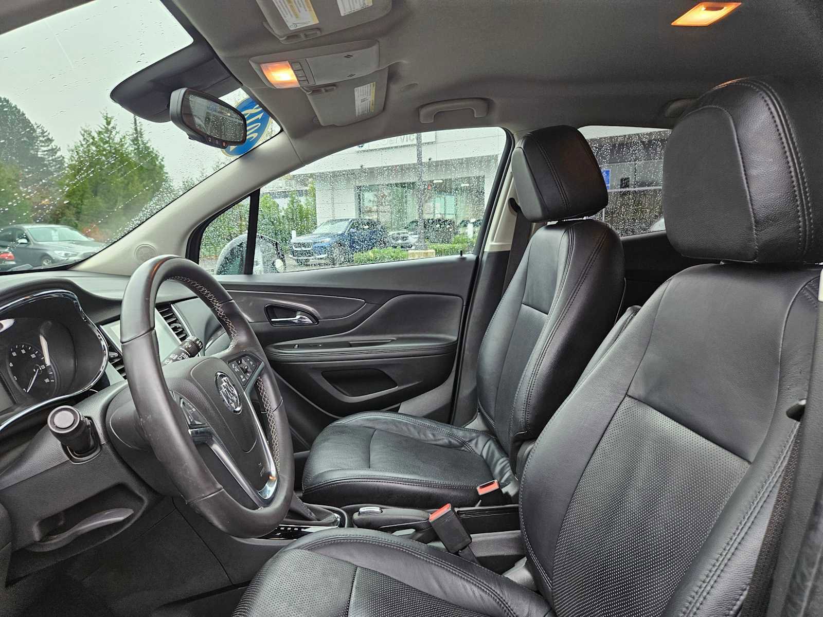 Used 2018 Buick Encore Preferred image 24