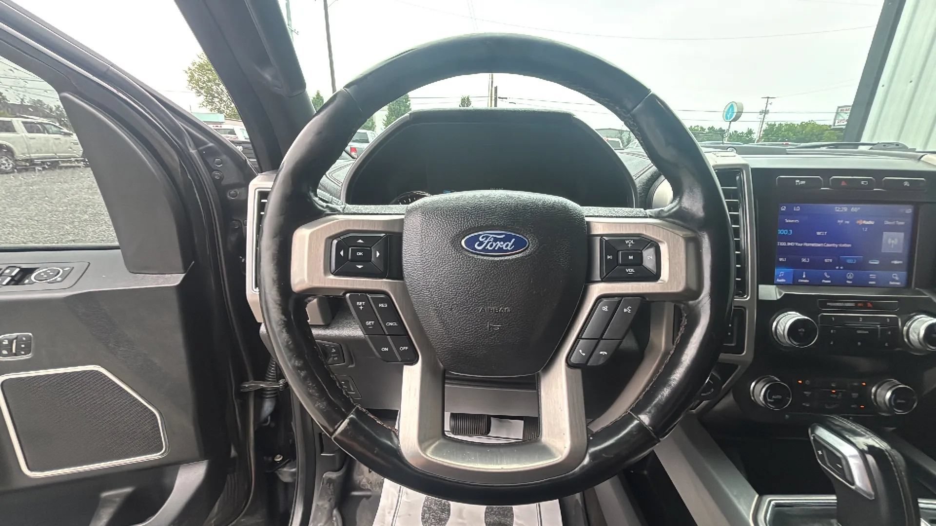 Used 2019 Ford F150 Platinum w/ Technology Package AWD/4WD image 23