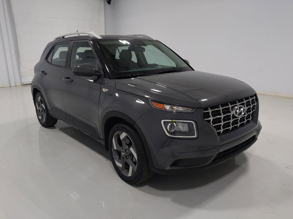 Used 2023 Hyundai Venue SEL FWD image 13