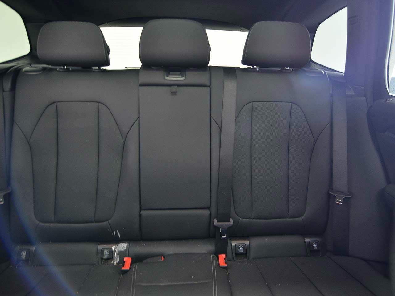 Used 2024 BMW X3 sDrive30i w/ M Sport Package RWD image 9