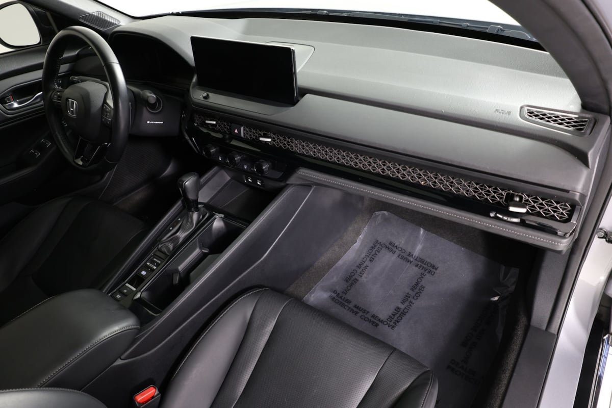 Used 2023 Honda Accord Sport image 29