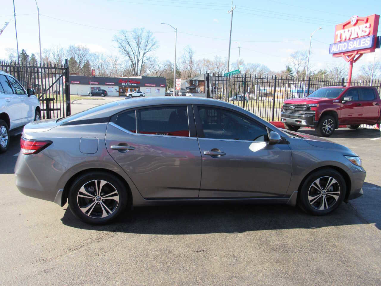 Used 2021 Nissan Sentra SV FWD image 4