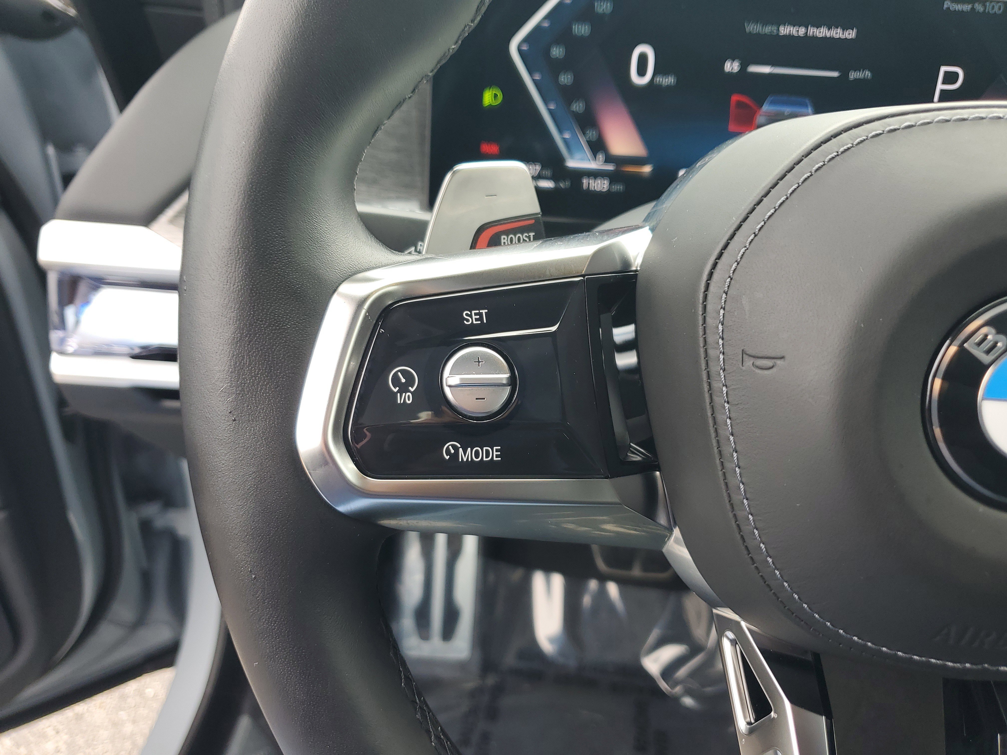 Used 2024 BMW 740i xDrive image 21