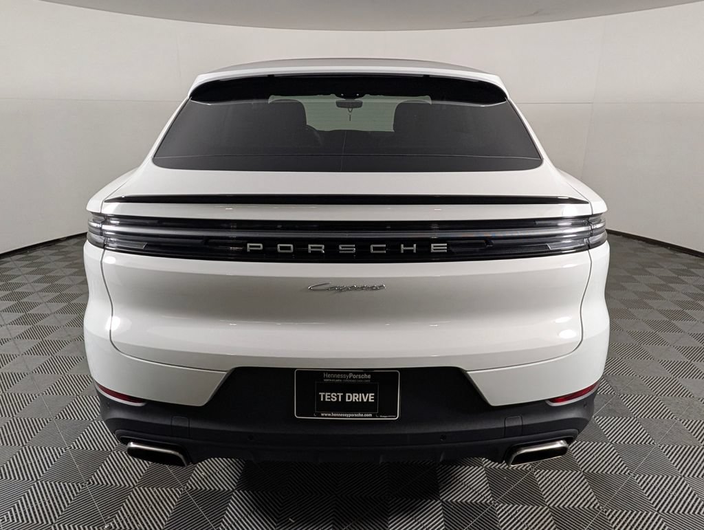 New 2026 Porsche Cayenne Coupe AWD/4WD image 6