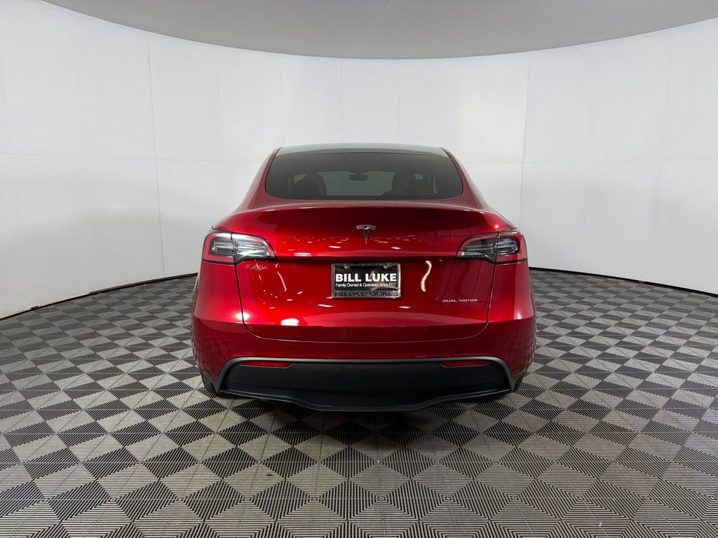 Used 2024 Tesla Model Y Long Range image 8
