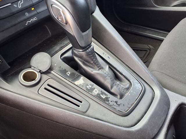 Used 2015 Ford Focus SE image 16