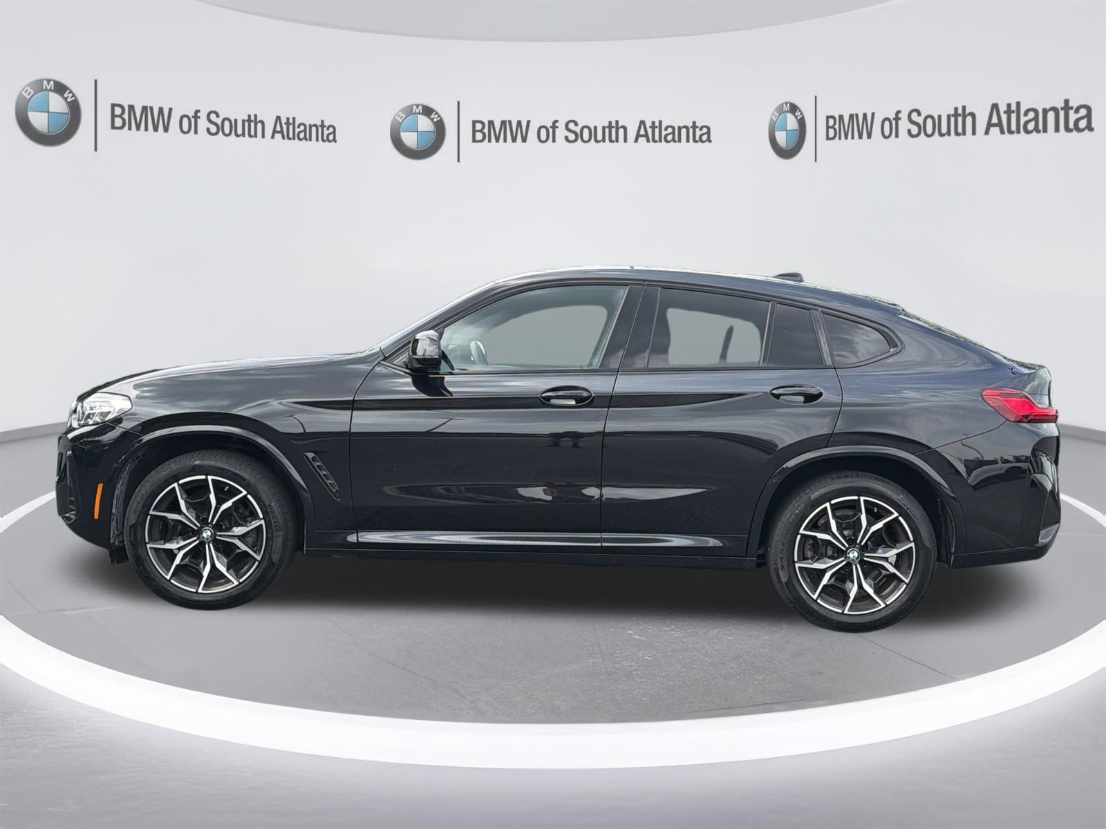 Used 2025 BMW X4 xDrive30i AWD/4WD image 23