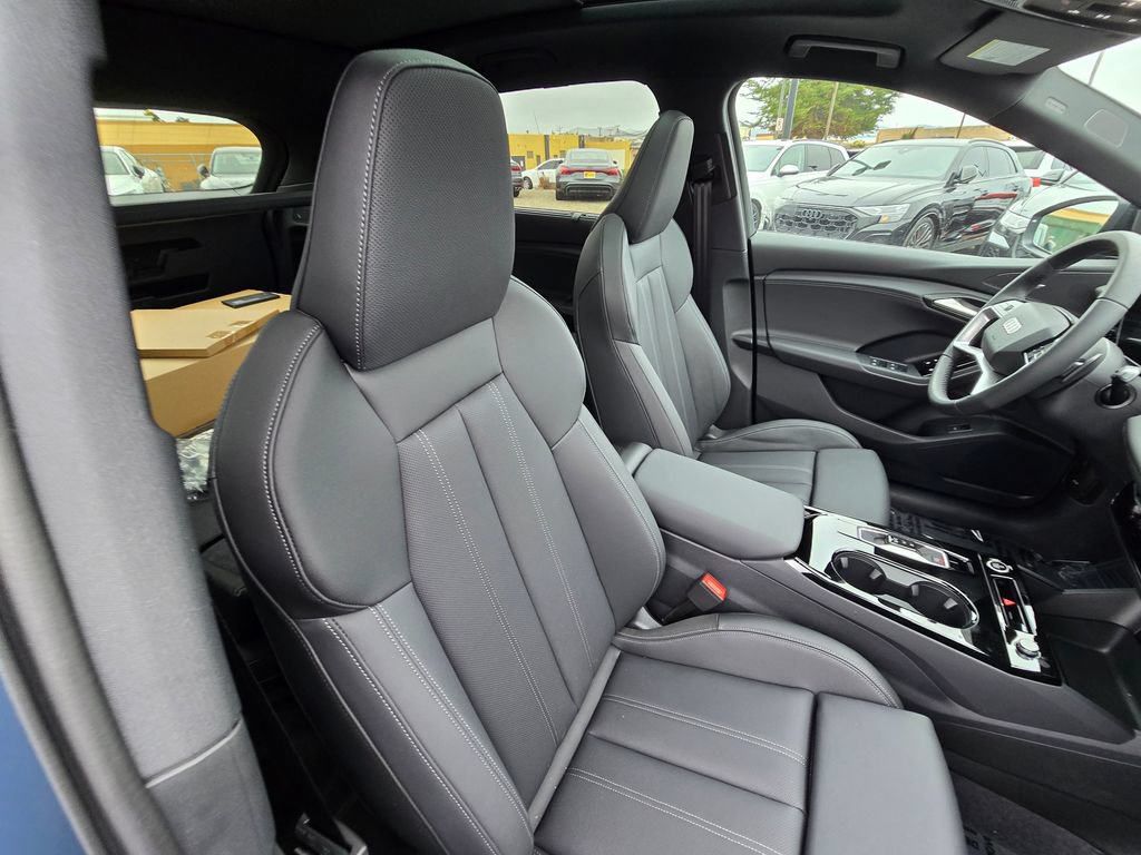 New 2027 Audi Q6 e-tron Premium Plus AWD/4WD image 10