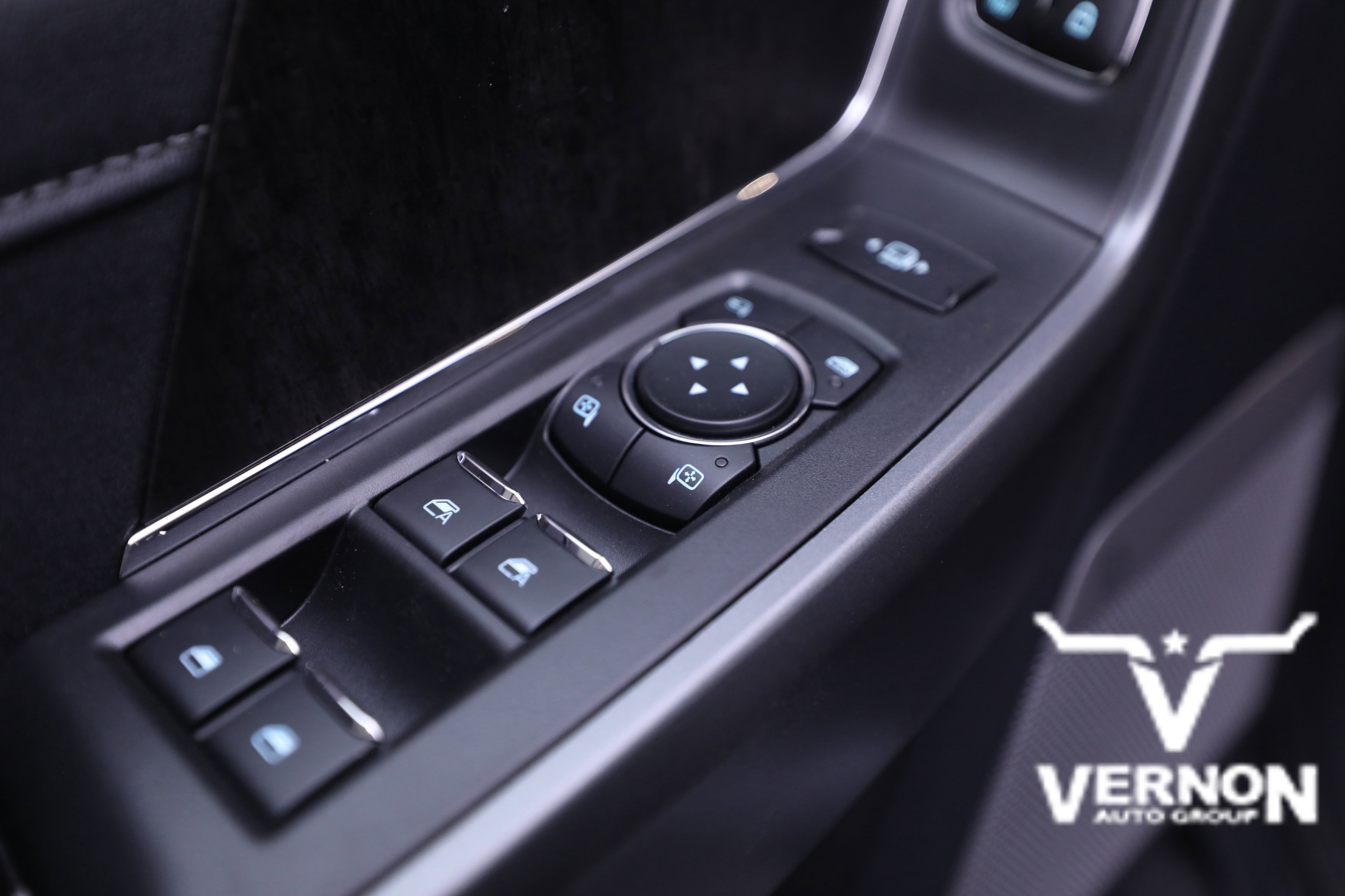 New 2026 Ford F250 Lariat w/ Chrome Package image 18