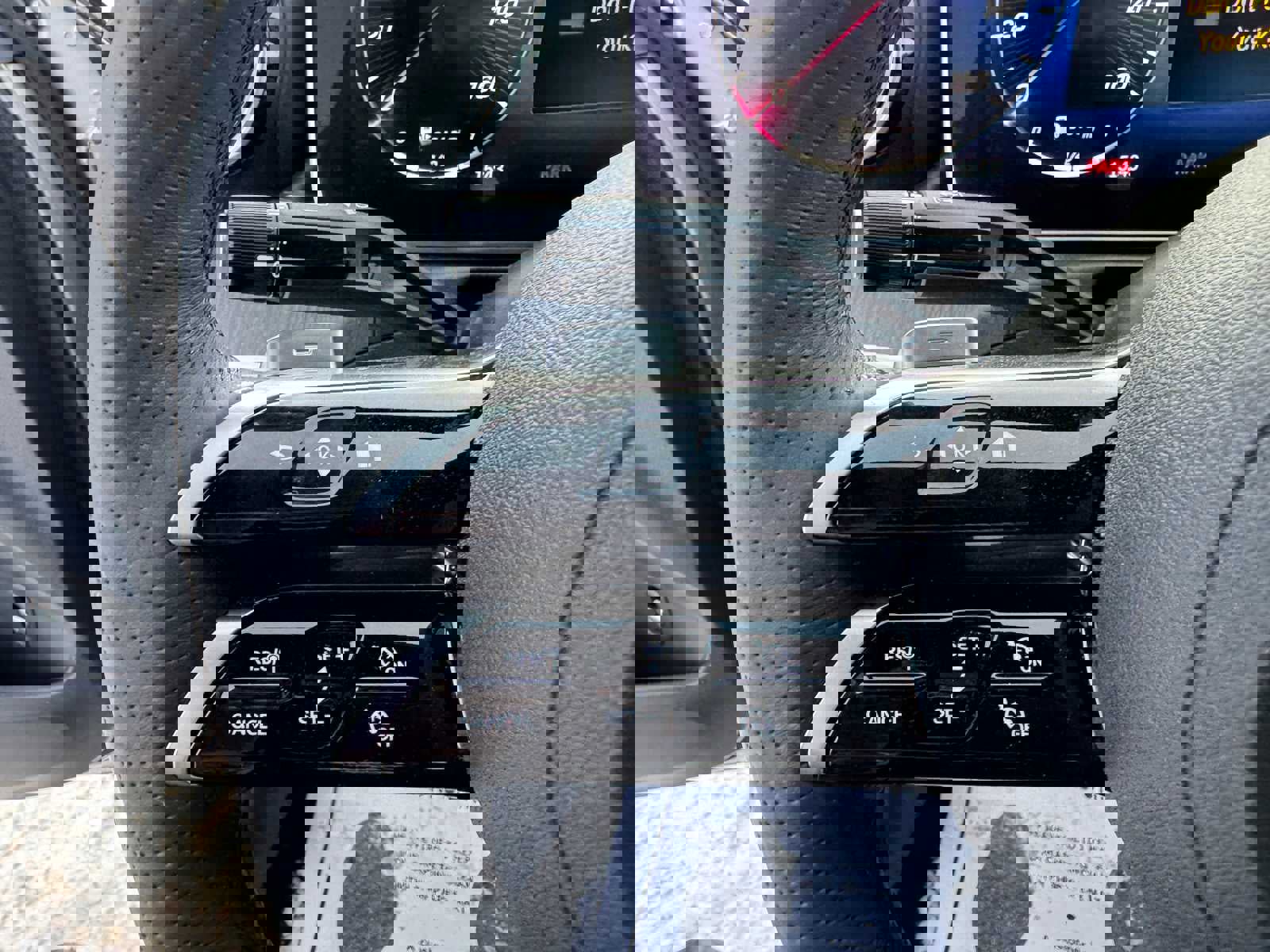 Used 2024 Mercedes-Benz C 300 4MATIC Sedan image 32