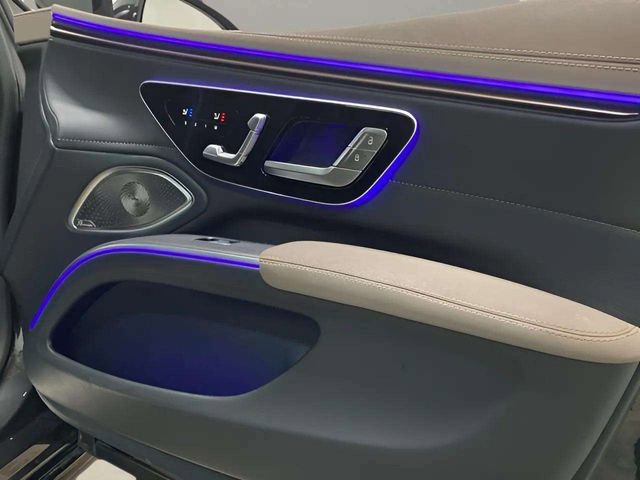 Used 2023 Mercedes-Benz EQS 580 4MATIC Sedan image 77