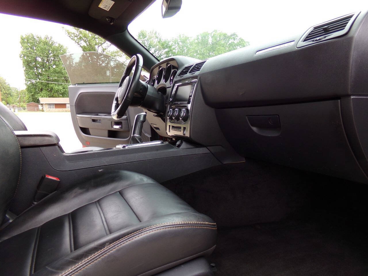 Used 2014 Dodge Challenger R/T RWD image 23