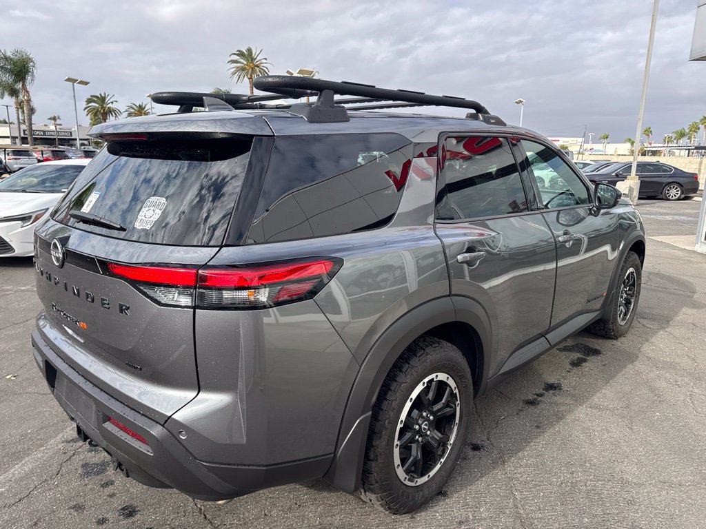 Used 2024 Nissan Pathfinder Rock Creek AWD/4WD image 4