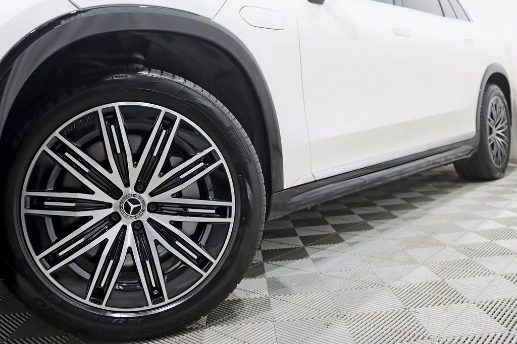 Used 2023 Mercedes-Benz EQS 580 4MATIC SUV image 4