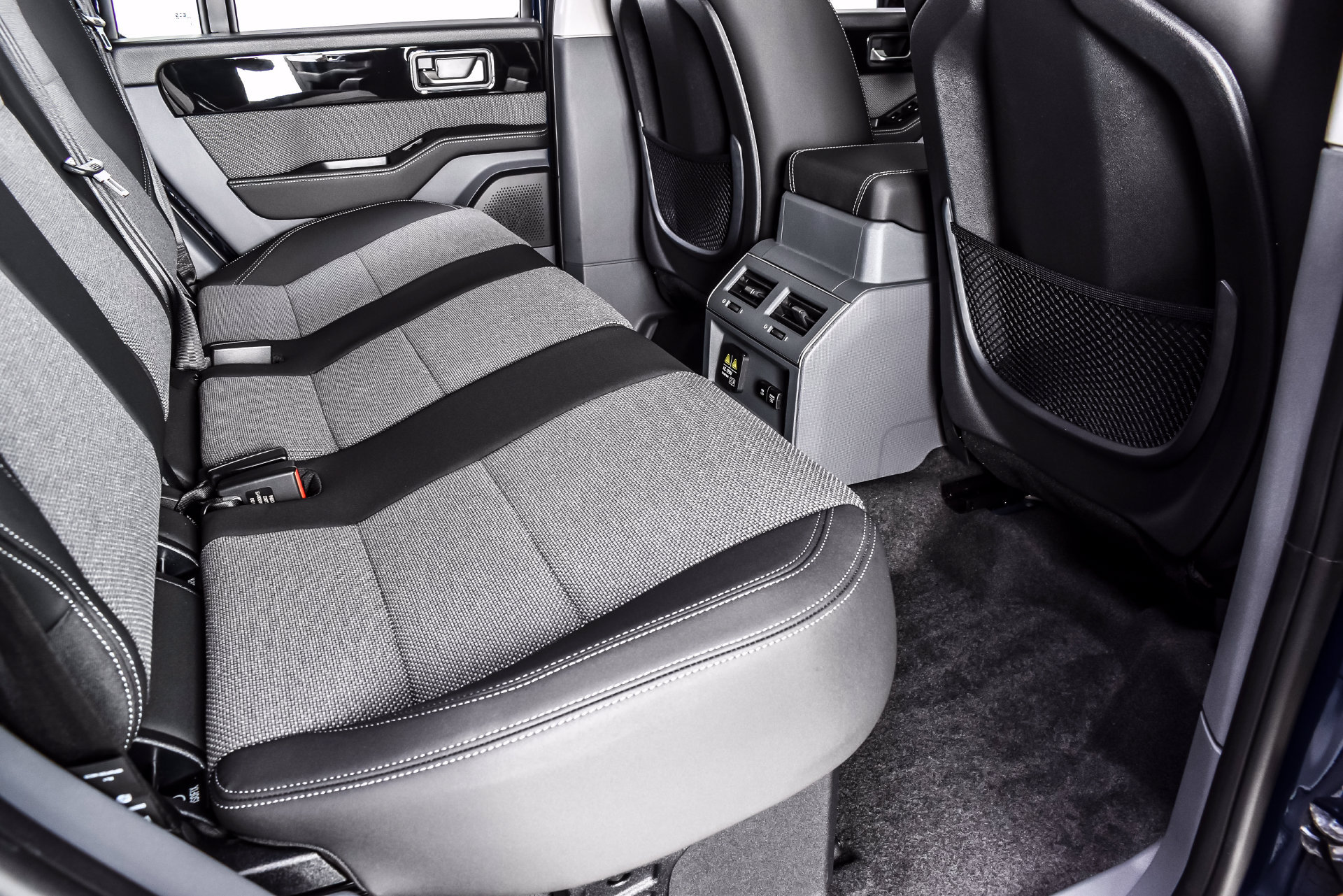 New 2026 INEOS Grenadier Station Wagon AWD/4WD image 19