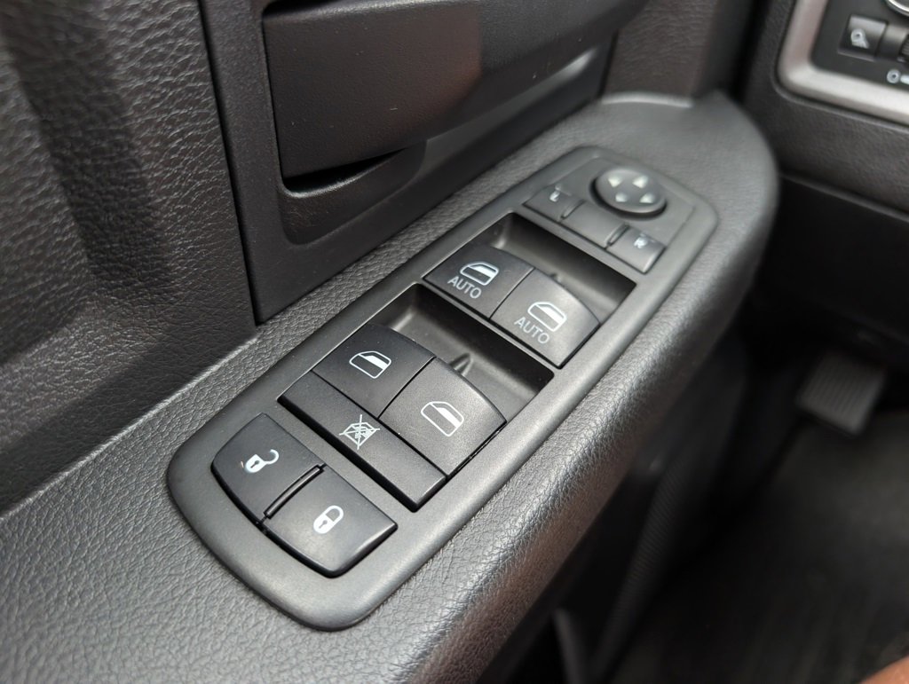 Used 2014 RAM 1500 Express image 34