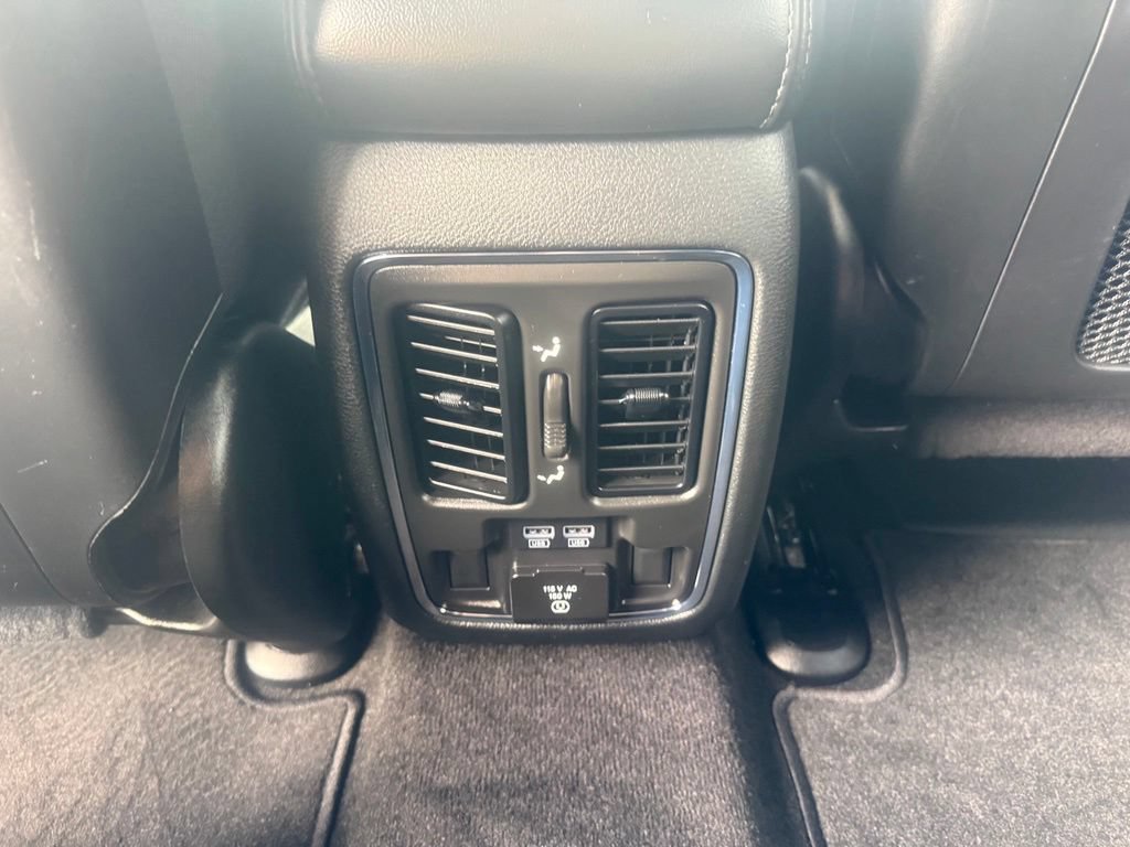 Used 2022 Jeep Grand Cherokee Limited AWD/4WD image 37