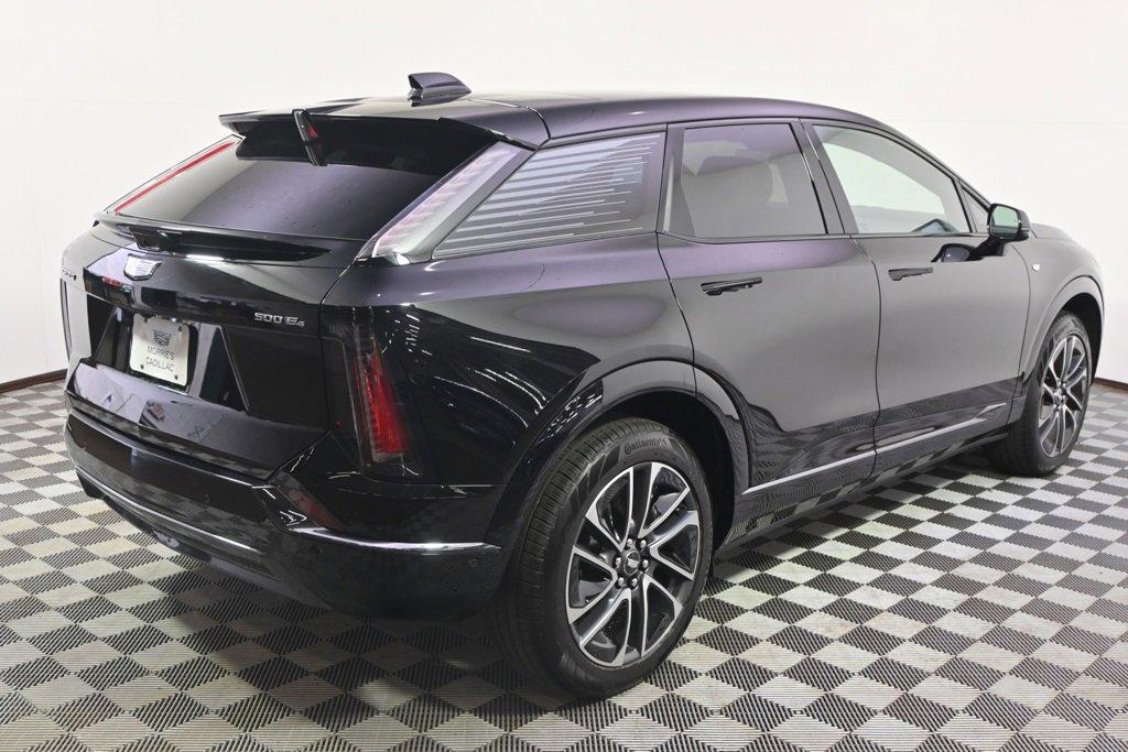 New 2025 Cadillac Optiq Sport 1 image 7