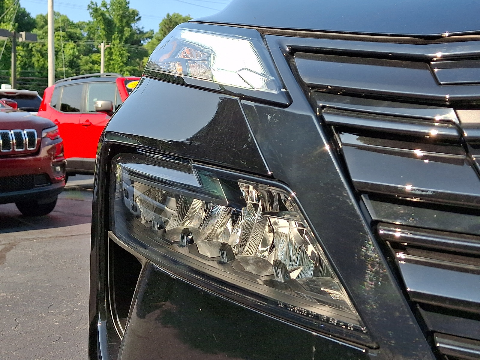Used 2026 Nissan Rogue Dark Armor AWD/4WD image 9