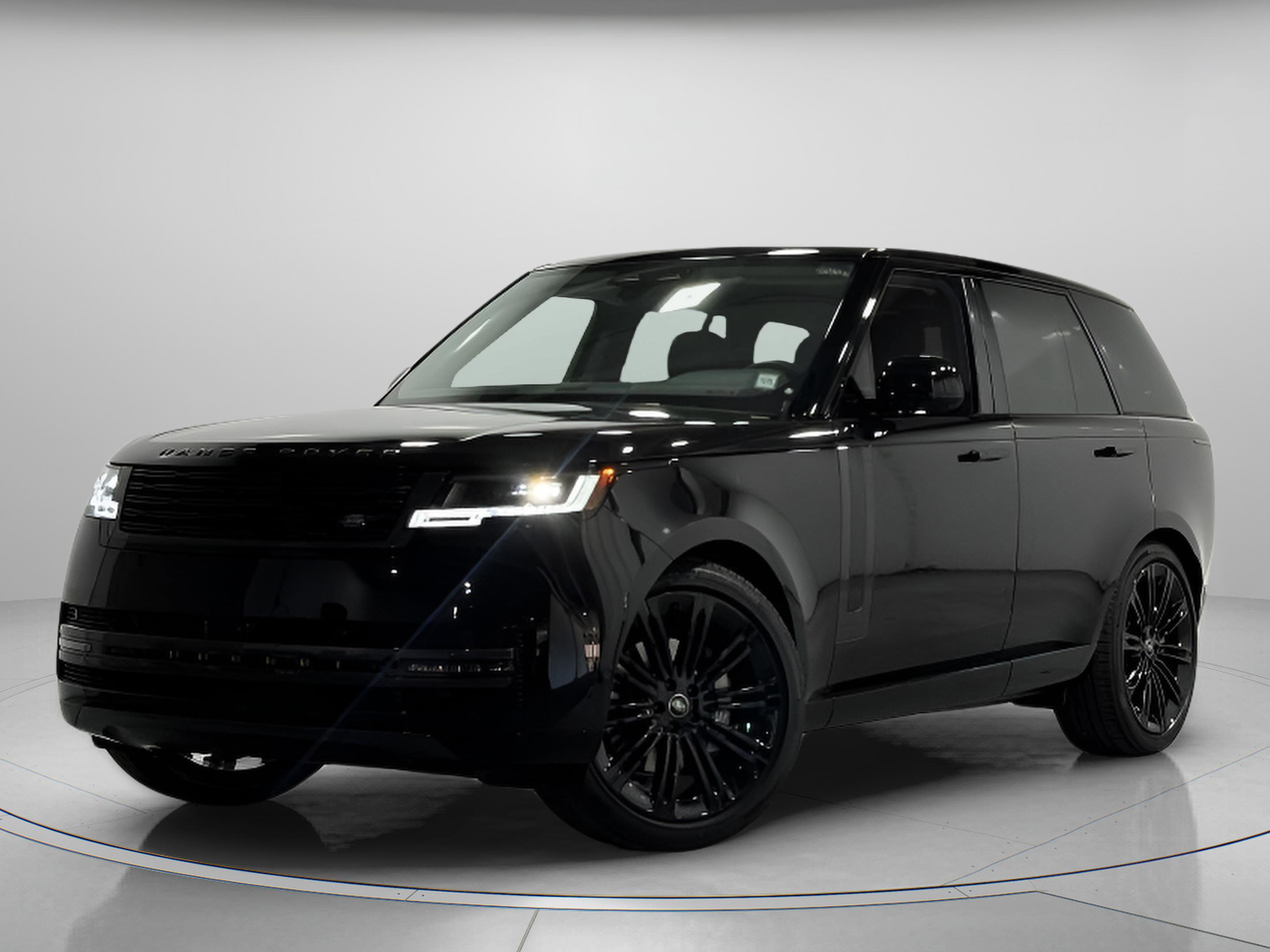 New 2025 Land Rover Range Rover SE