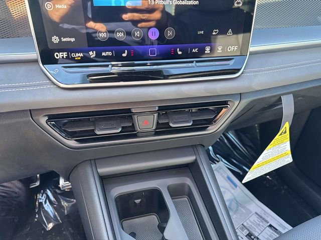 New 2026 Volkswagen Tiguan SE R-Line FWD image 22