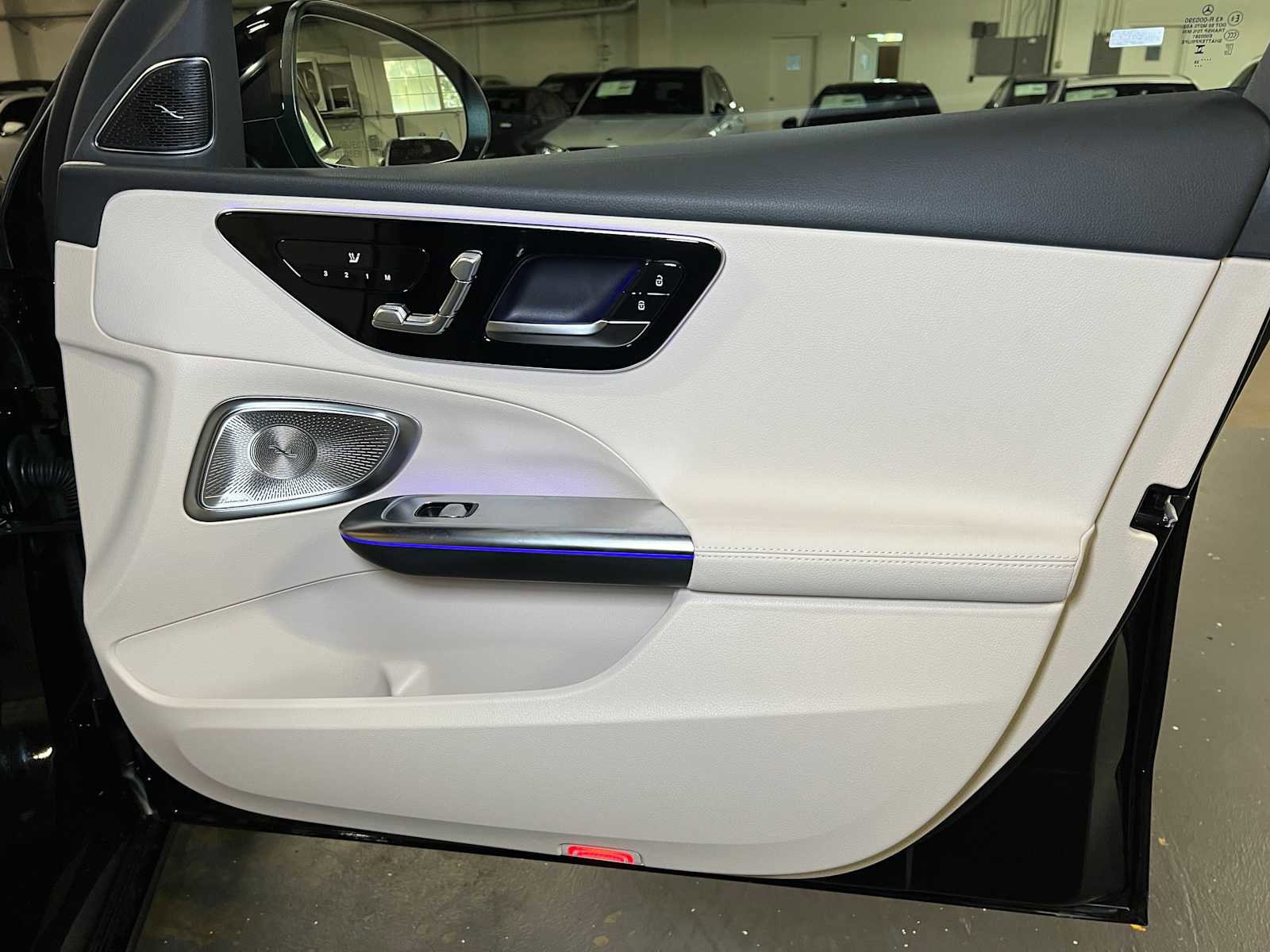 Certified 2025 Mercedes-Benz C 300 4MATIC Sedan image 10