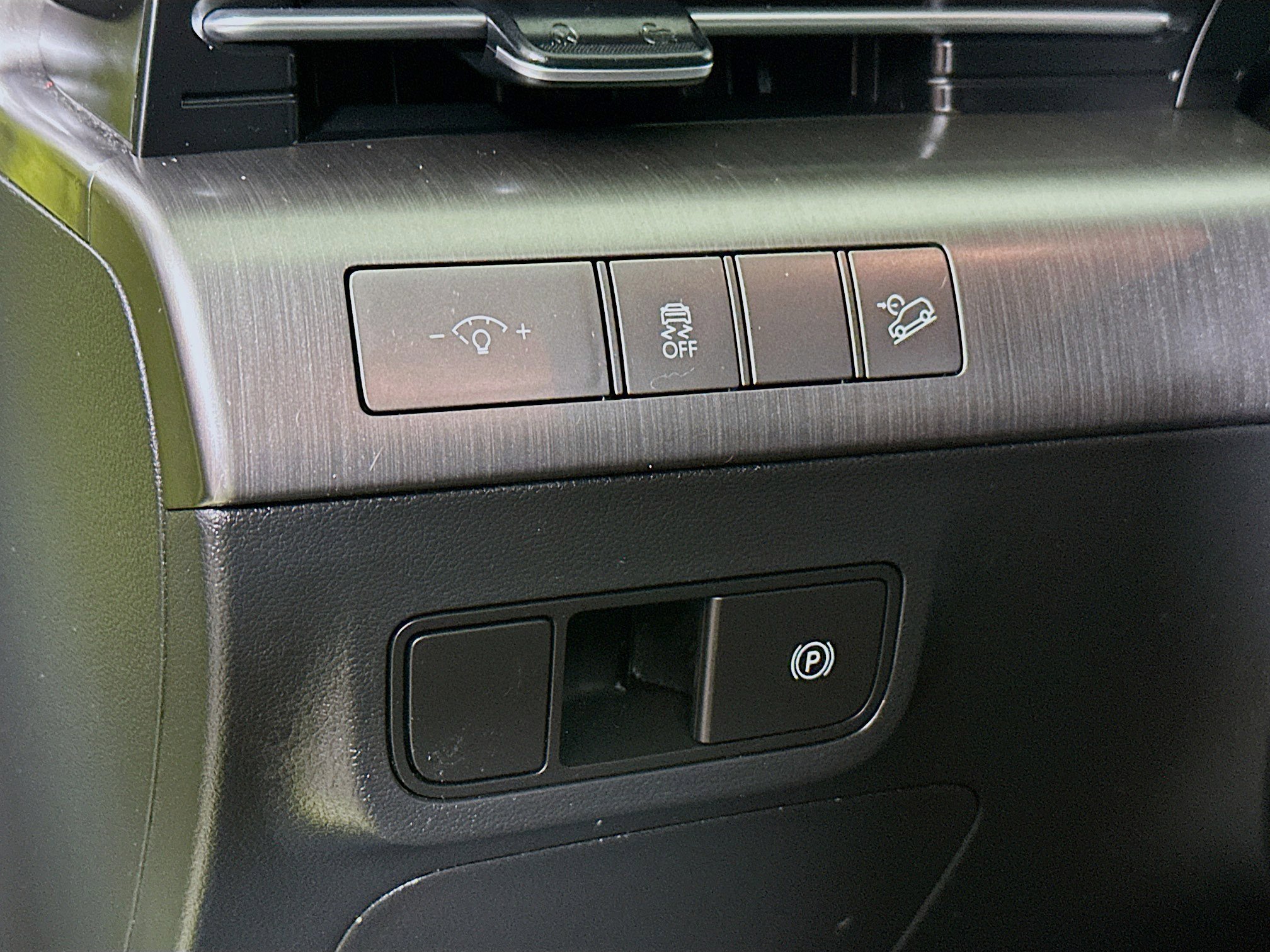 Certified 2024 Hyundai Kona SEL FWD image 10
