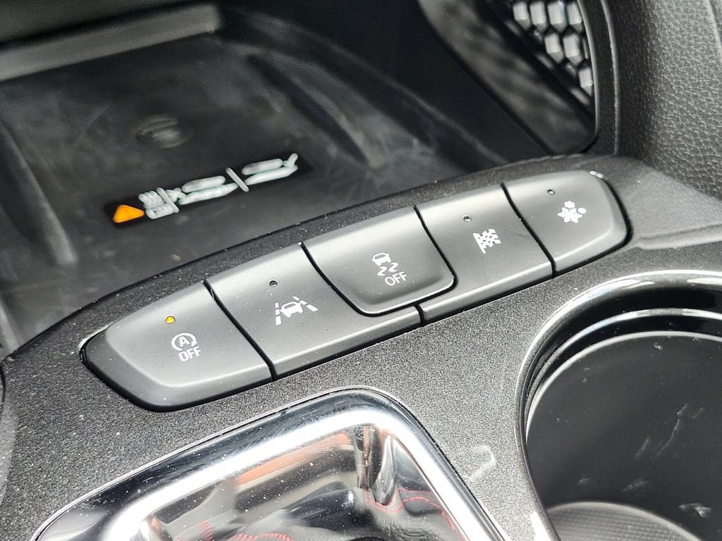 Used 2026 Chevrolet TrailBlazer RS w/ Convenience Package FWD image 24
