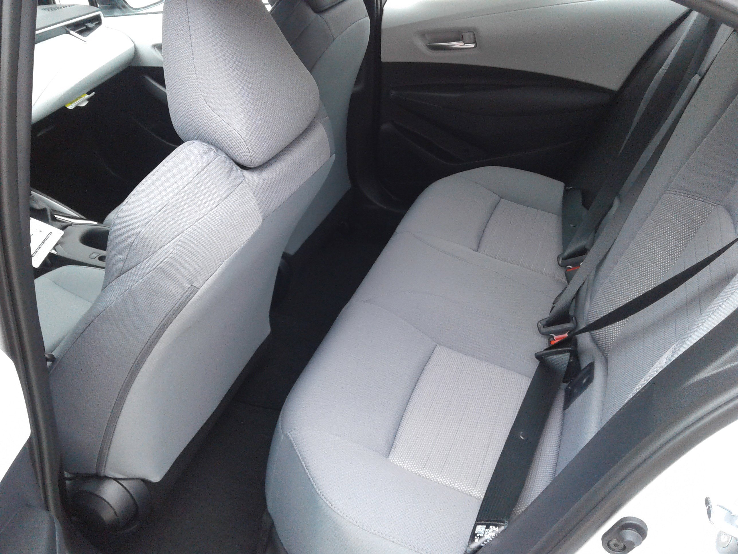 New 2026 Toyota Corolla SE image 3