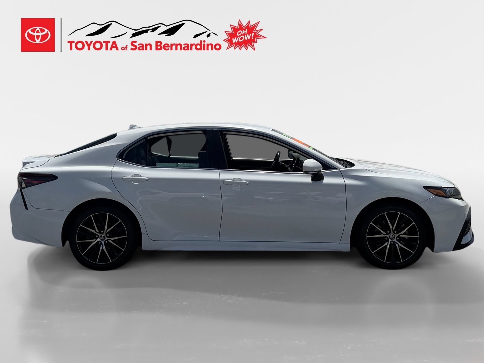 Certified 2023 Toyota Camry SE FWD image 6