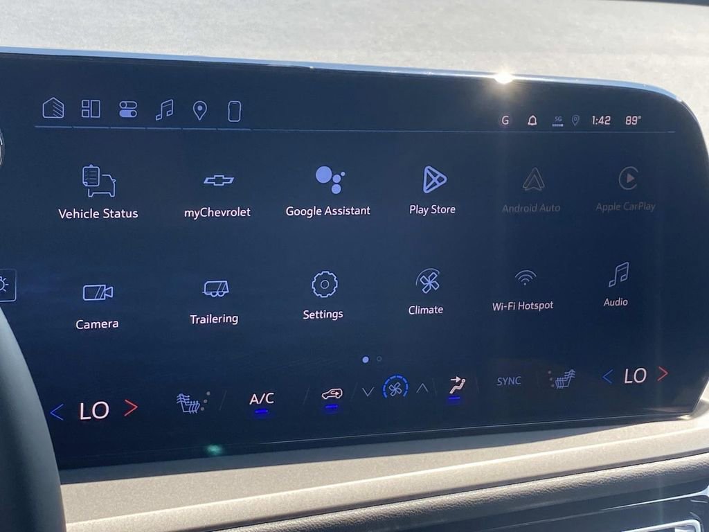 New 2026 Chevrolet Traverse LT w/ LPO, Floor Liner Package image 19