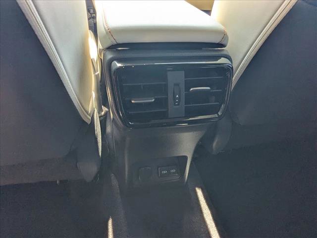 Used 2024 Lexus NX 250 FWD w/ Towing Package (2000 Lbs) image 17